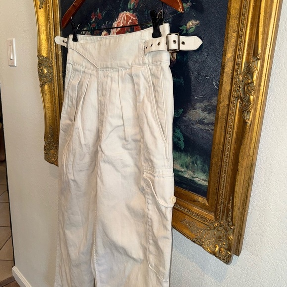 Banana Republic Denim - Banana Republic Heritage Explorer Pants Cream High Waist Cargo Style Belted 10